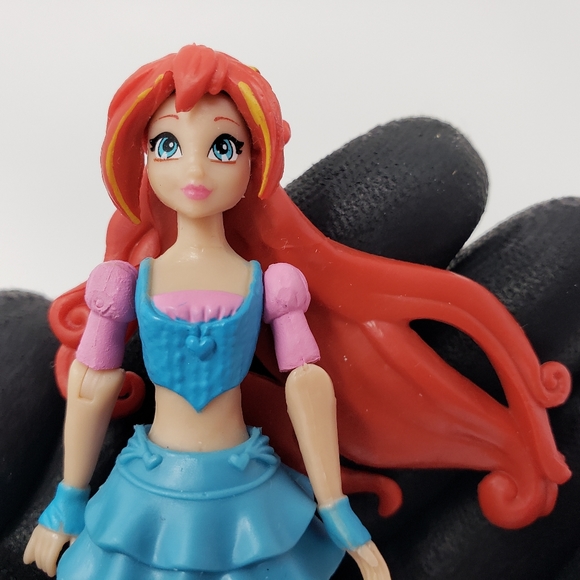 Winx Tale Fairy Doll Small FLAW No Wings - Picture 13 of 16